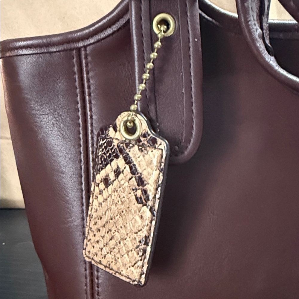 COACH Vintage Legacy Small Shopper Tote - Picture 17 of 17